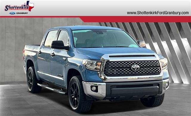 2020 Toyota Tundra SR5 4WD photo