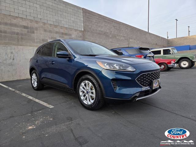 2020 Ford Escape SE FWD photo