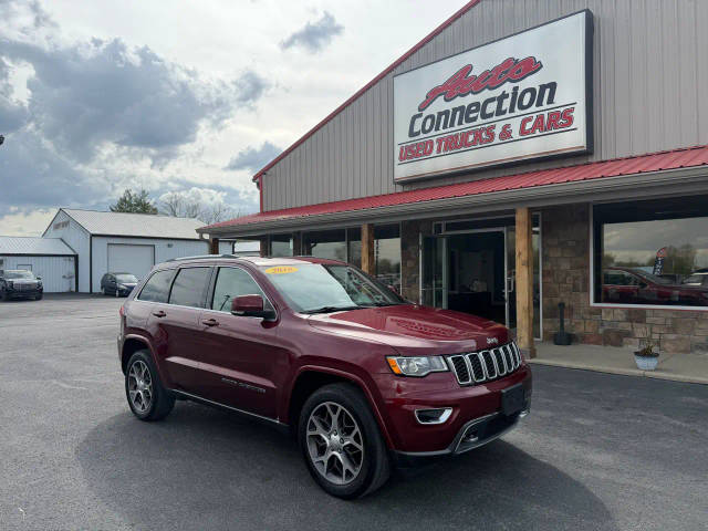 2018 Jeep Grand Cherokee Sterling Edition 4WD photo
