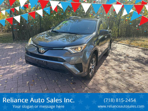 2017 Toyota RAV4 LE AWD photo