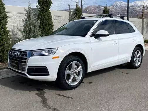 2019 Audi Q5 Premium Plus AWD photo