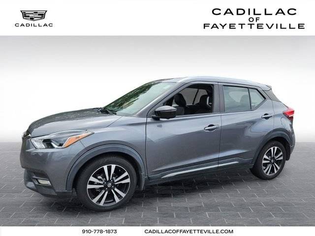 2019 Nissan Kicks SR FWD photo