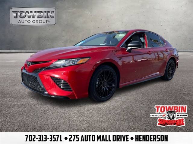 2020 Toyota Camry SE FWD photo