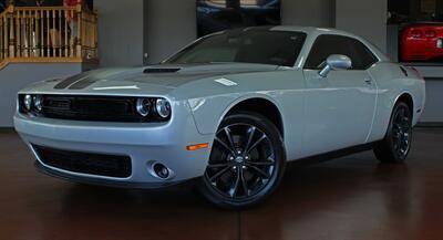 2020 Dodge Challenger SXT AWD photo