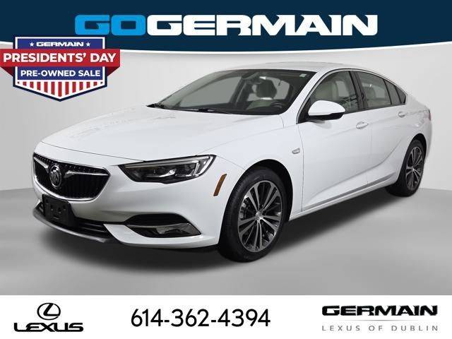 2020 Buick Regal Sportback Essence FWD photo