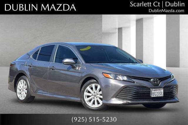 2019 Toyota Camry LE FWD photo