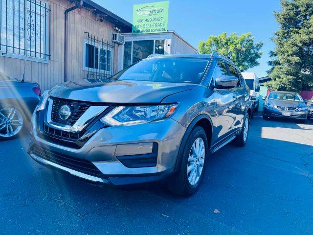 2019 Nissan Rogue SV FWD photo
