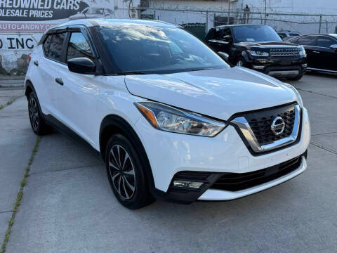2020 Nissan Kicks S FWD photo