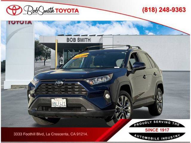 2020 Toyota RAV4 XLE Premium FWD photo