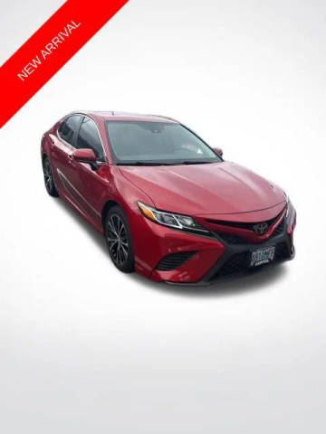 2020 Toyota Camry SE FWD photo