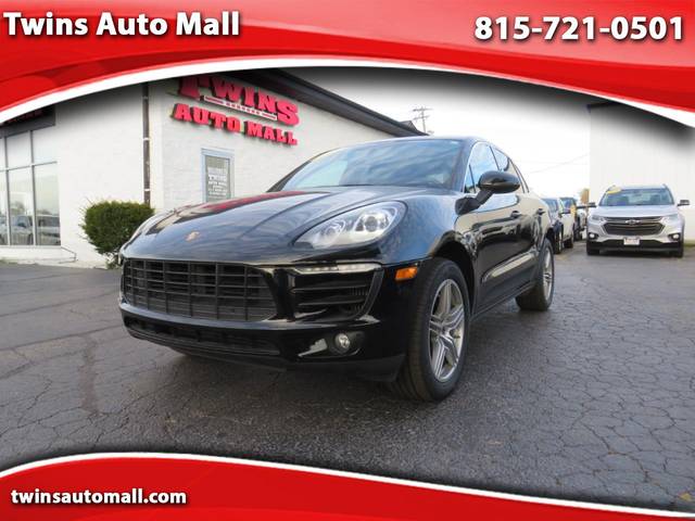 2015 Porsche Macan S AWD photo