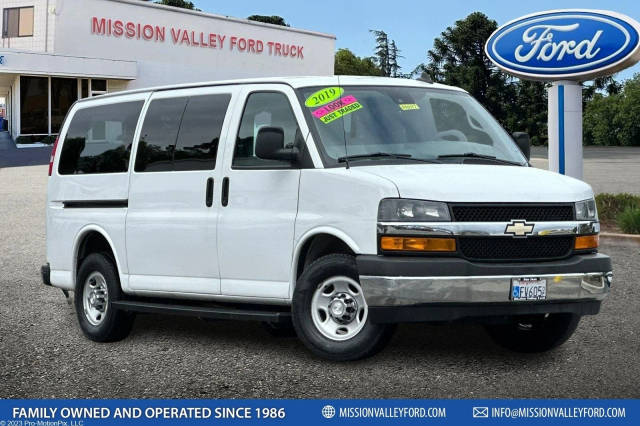 2019 Chevrolet Express LT RWD photo