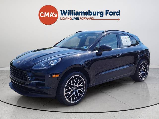 2020 Porsche Macan AWD photo