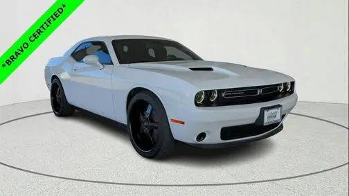 2019 Dodge Challenger SXT RWD photo