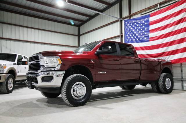 2020 Ram 3500 Lone Star 4WD photo