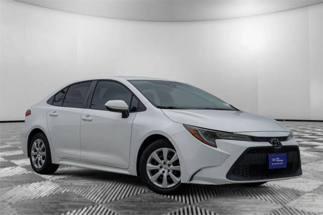 2020 Toyota Corolla LE FWD photo