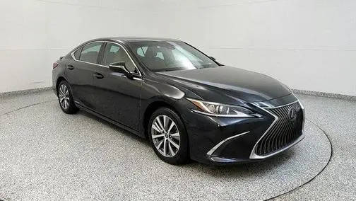 2020 Lexus ES ES 300h FWD photo
