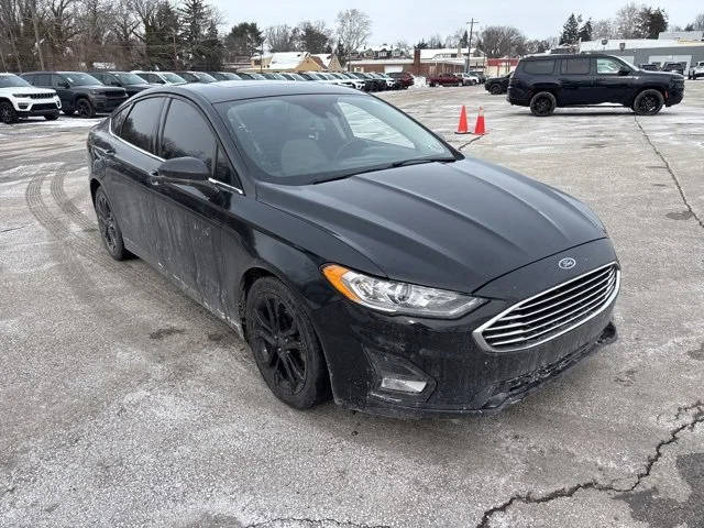 2019 Ford Fusion SE FWD photo