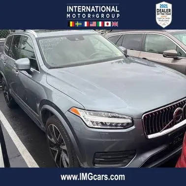 2020 Volvo XC90 Momentum AWD photo