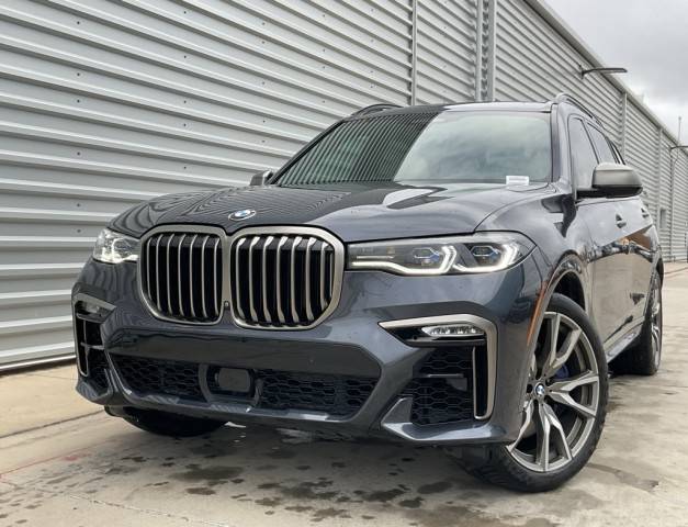 2020 BMW X7 M50i AWD photo