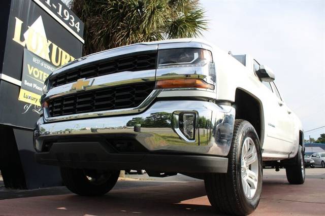 2019 Chevrolet Silverado 1500 LT 4WD photo