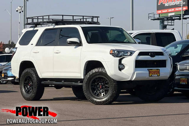 2020 Toyota 4Runner SR5 Premium 4WD photo