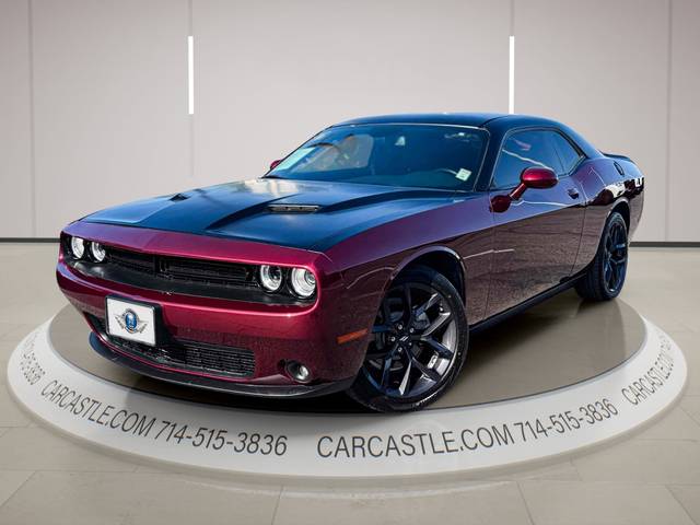 2020 Dodge Challenger SXT RWD photo
