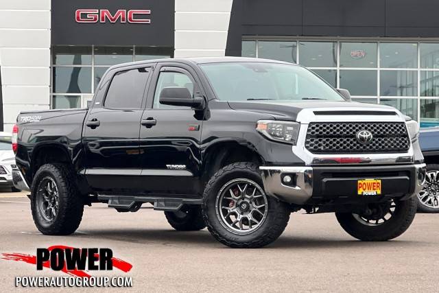 2020 Toyota Tundra SR5 4WD photo