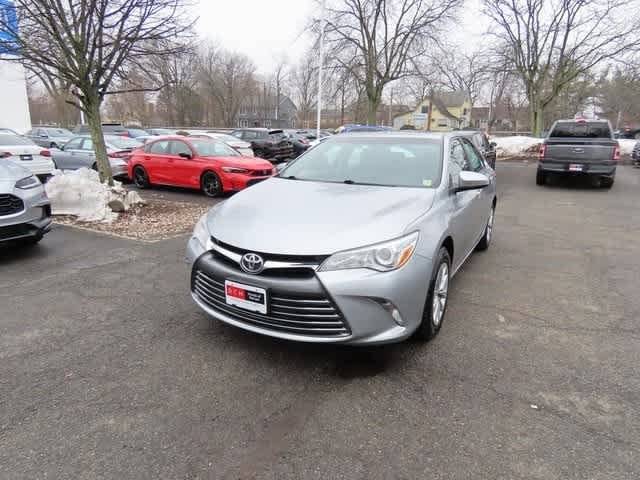 2017 Toyota Camry LE FWD photo