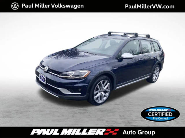 2019 Volkswagen Golf Alltrack SEL AWD photo