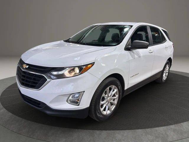 2020 Chevrolet Equinox LS FWD photo