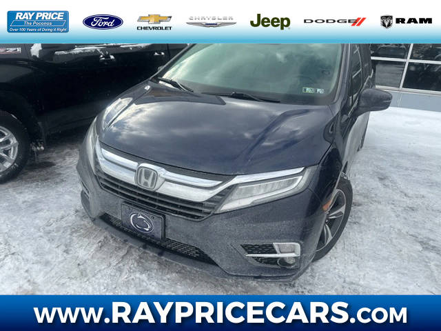 2020 Honda Odyssey Touring FWD photo