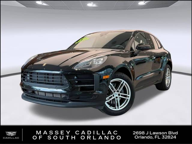 2020 Porsche Macan  AWD photo