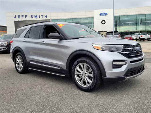 2020 Ford Explorer XLT 4WD photo