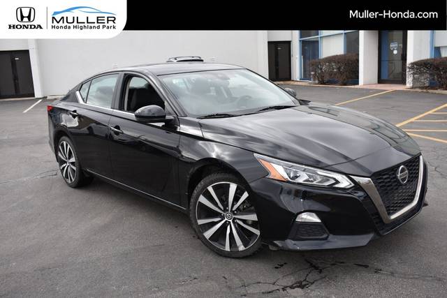 2020 Nissan Altima 2.5 SR AWD photo