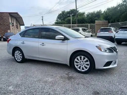 2019 Nissan Sentra S FWD photo
