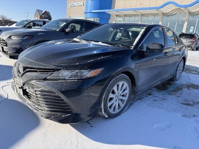 2020 Toyota Camry LE FWD photo