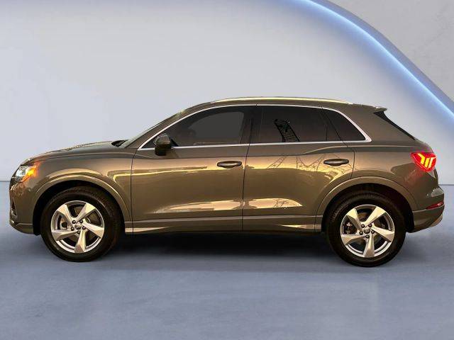 2020 Audi Q3 Premium AWD photo