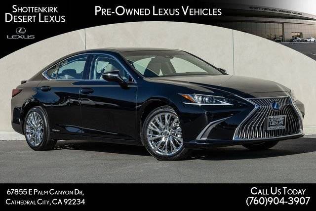 2020 Lexus ES ES 300h FWD photo