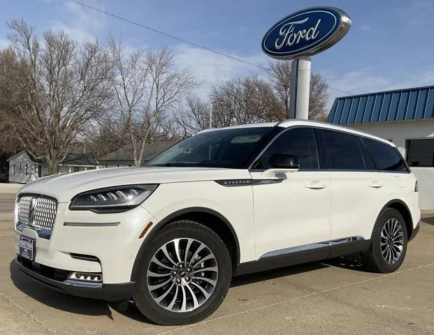 2020 Lincoln Aviator Reserve AWD photo