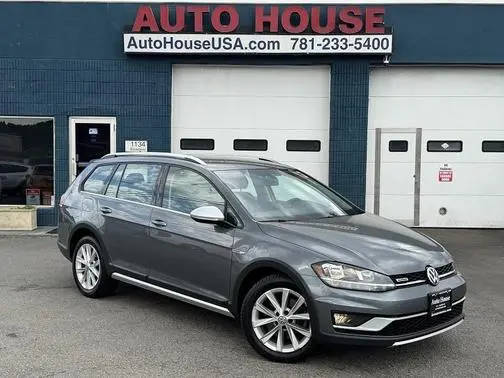 2019 Volkswagen Golf Alltrack S AWD photo