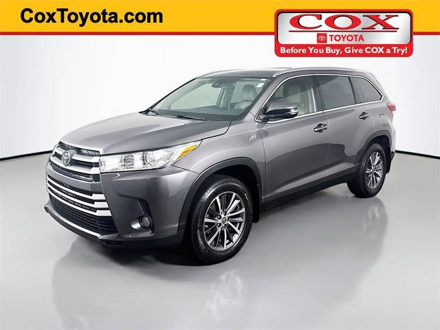 2019 Toyota Highlander XLE AWD photo