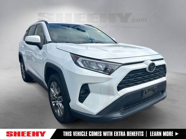 2020 Toyota RAV4 XLE Premium AWD photo
