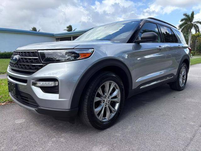 2020 Ford Explorer XLT 4WD photo