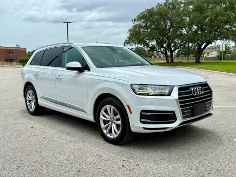 2019 Audi Q7 Premium Plus AWD photo