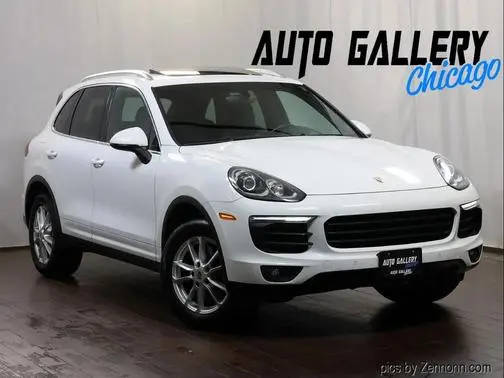 2018 Porsche Cayenne  AWD photo