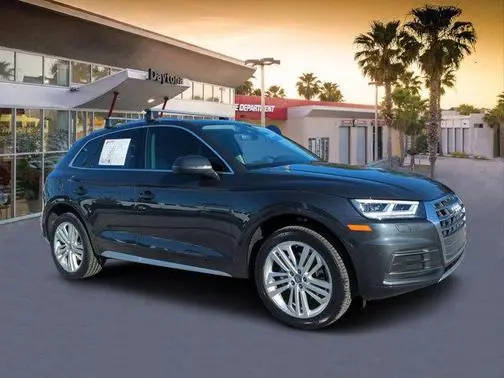 2020 Audi Q5 Premium Plus AWD photo