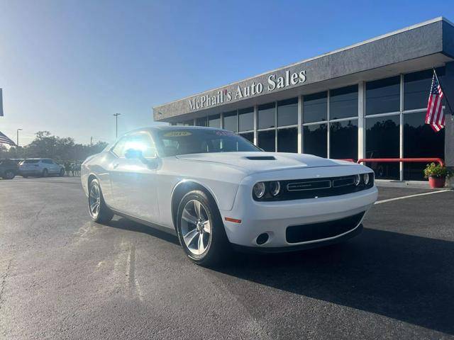 2019 Dodge Challenger SXT RWD photo