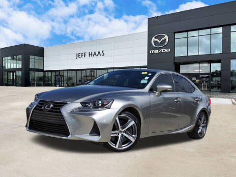 2020 Lexus IS IS 300 RWD photo