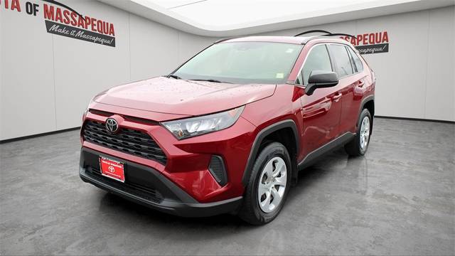2020 Toyota RAV4 LE AWD photo